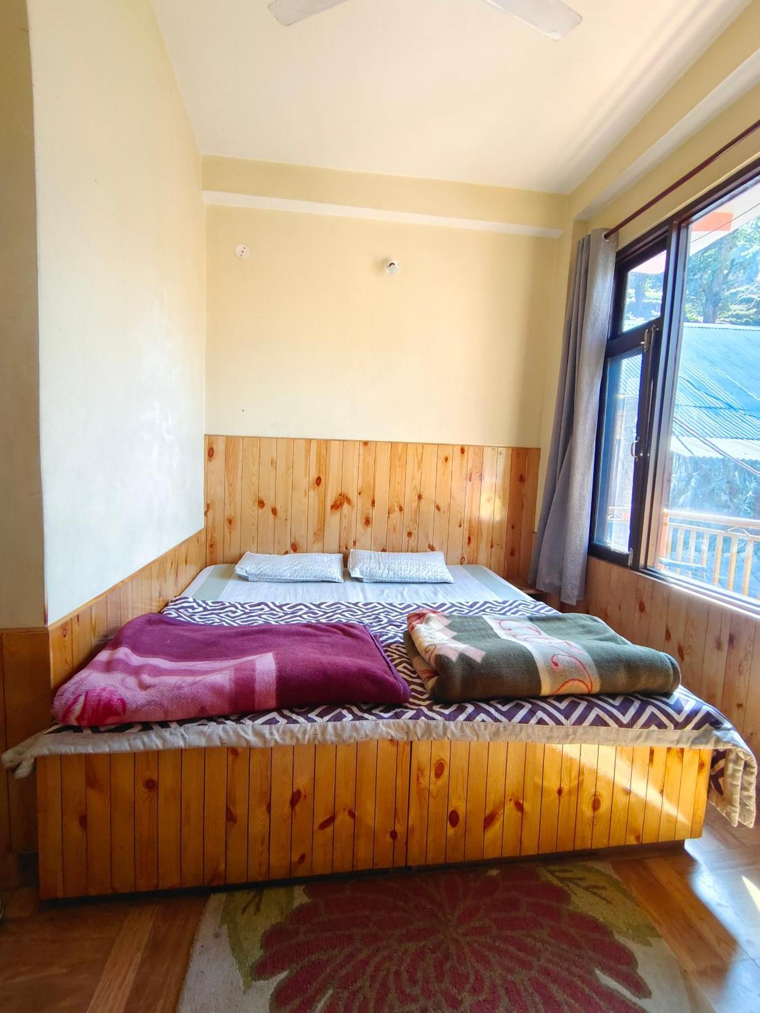 Trinity Homestay Kasol Exterior foto